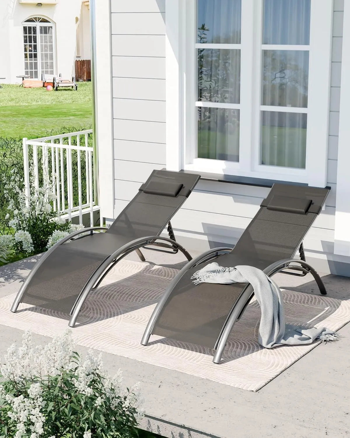 Chaises en Aluminium Ajustables pour Bronzage par Tous les Temps, Ensemble de 2 Chaises Longues de Patio, Plage, Balcon, Cour Arrière