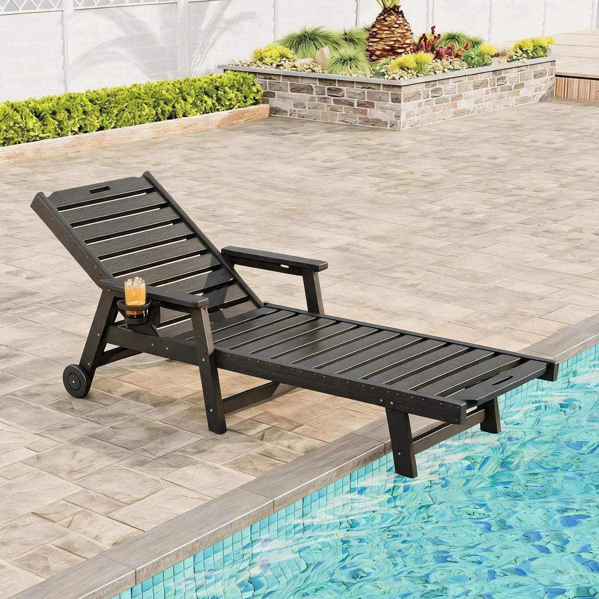 Chaise longue, Piscine hors terre, Porte-Gobelet et Inclinaison à 5 Positions, Roues, Résistante aux Intempéries pour, Plage, Terrasse et Patio